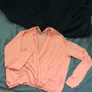 Long-sleeve, drape-down V neck top